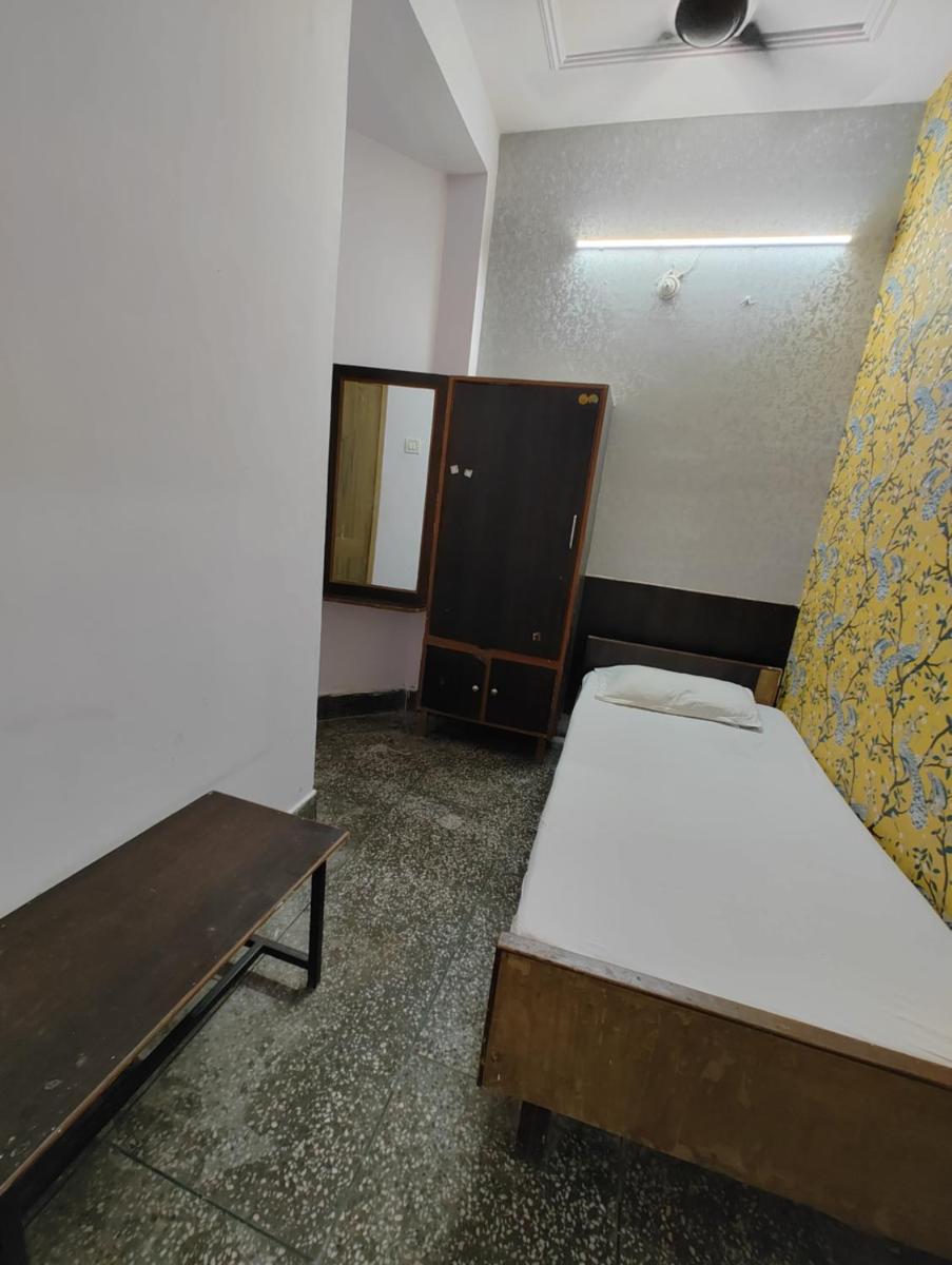 Hotel Sumitra - Housity