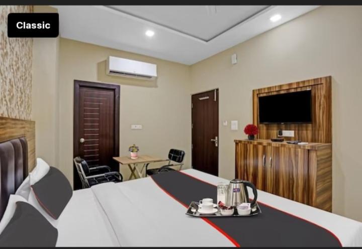 Hotel citi star - Housity