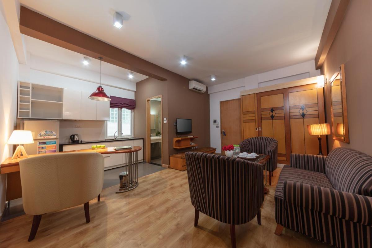 Golden Sunshine Villa Hotel and Travel - Housity