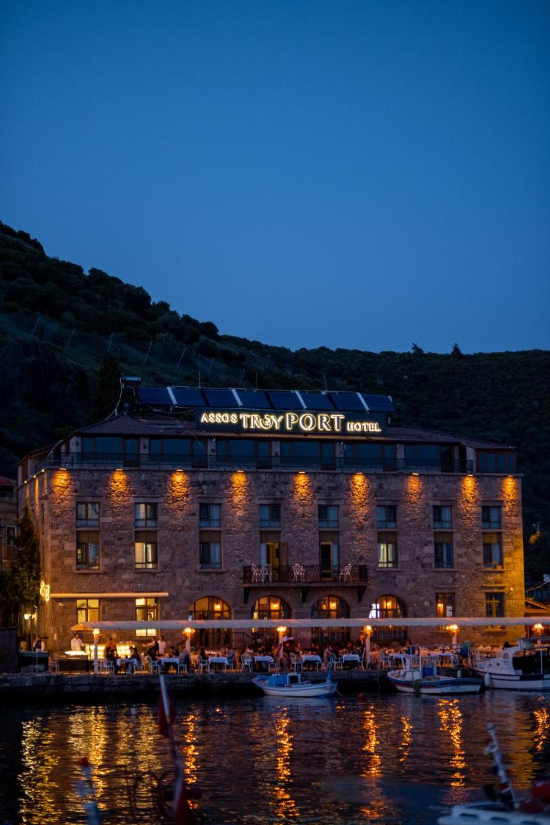 Assos Troy Port Hotel - Housity