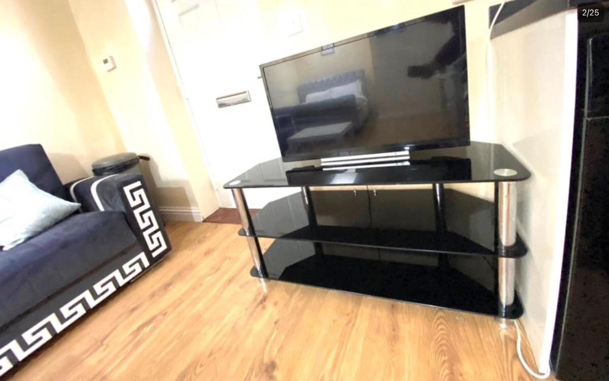 Lt Properties studio apartment Ground floor 1 - Housity