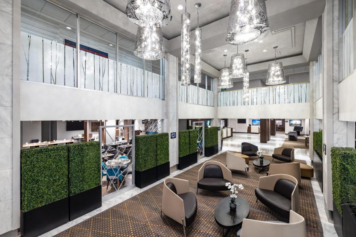Holiday Inn Toronto Downtown Centre, an IHG Hotel - Housity