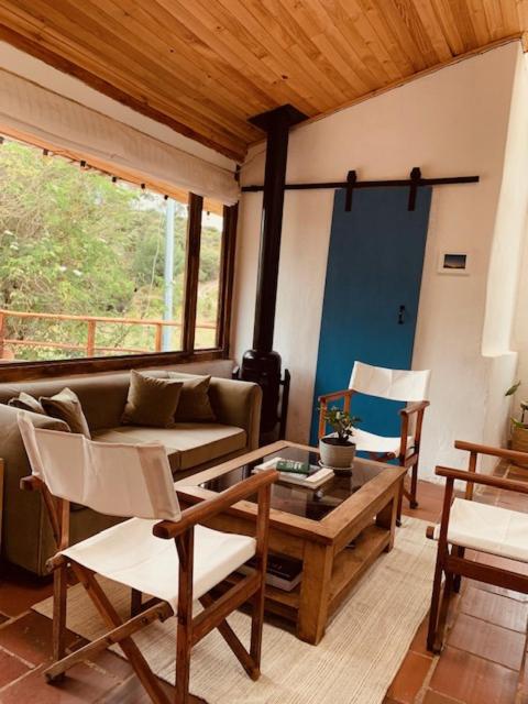 Casa Abrigo - Housity