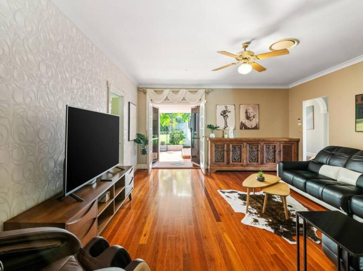 Casa Foresta - Old time charm 4BR Family House - Housity