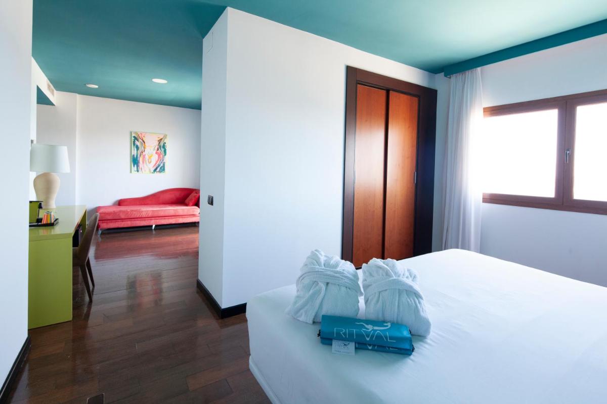 Cama o camas de una habitación en Hotel Ritual Torremolinos- Adults Only