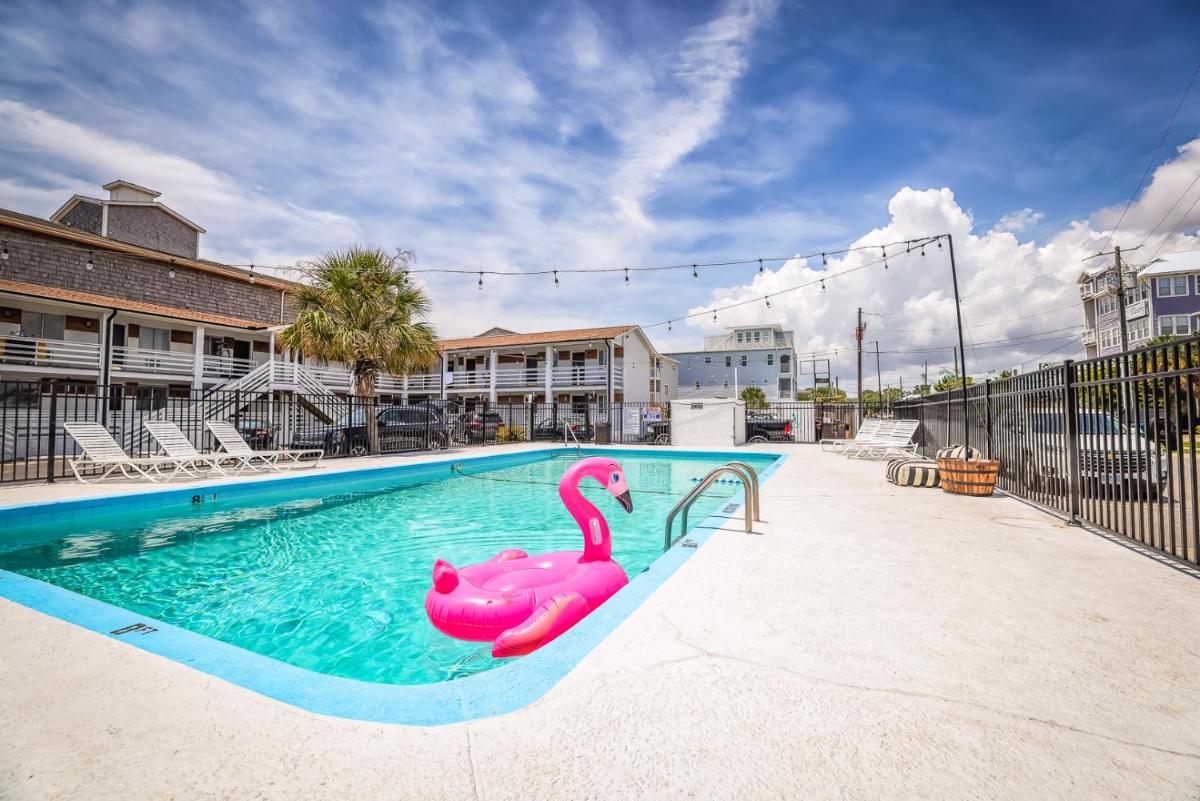 Dry Dock Inn - Housity