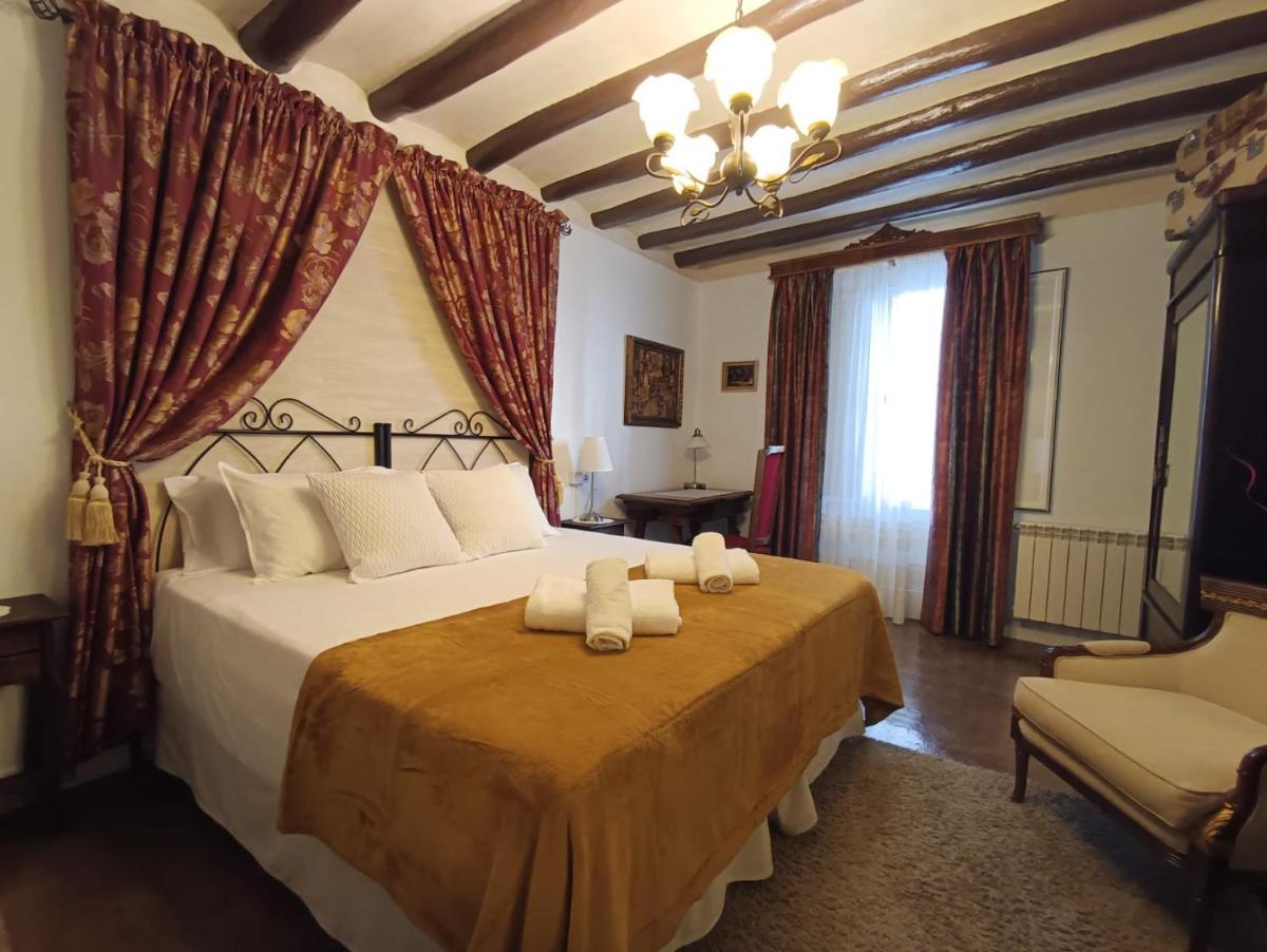 Casa Rural La Casona - Housity