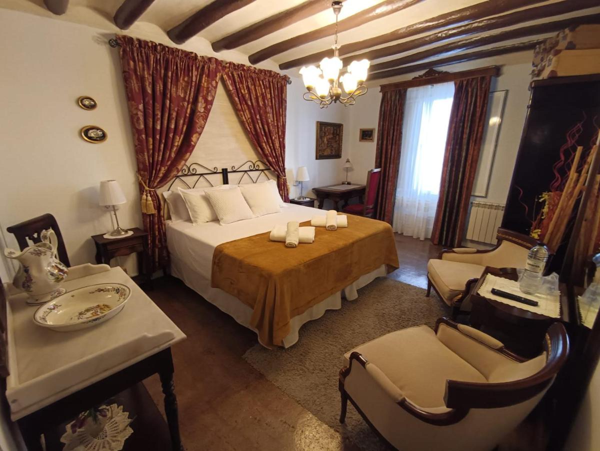 Casa Rural La Casona - Housity