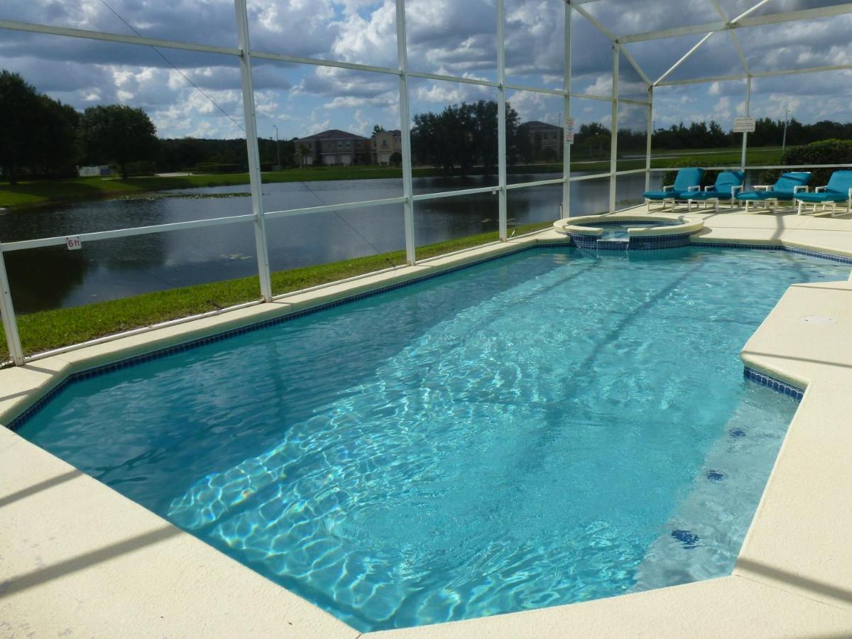 Vacation homes with private heated pools - Housity