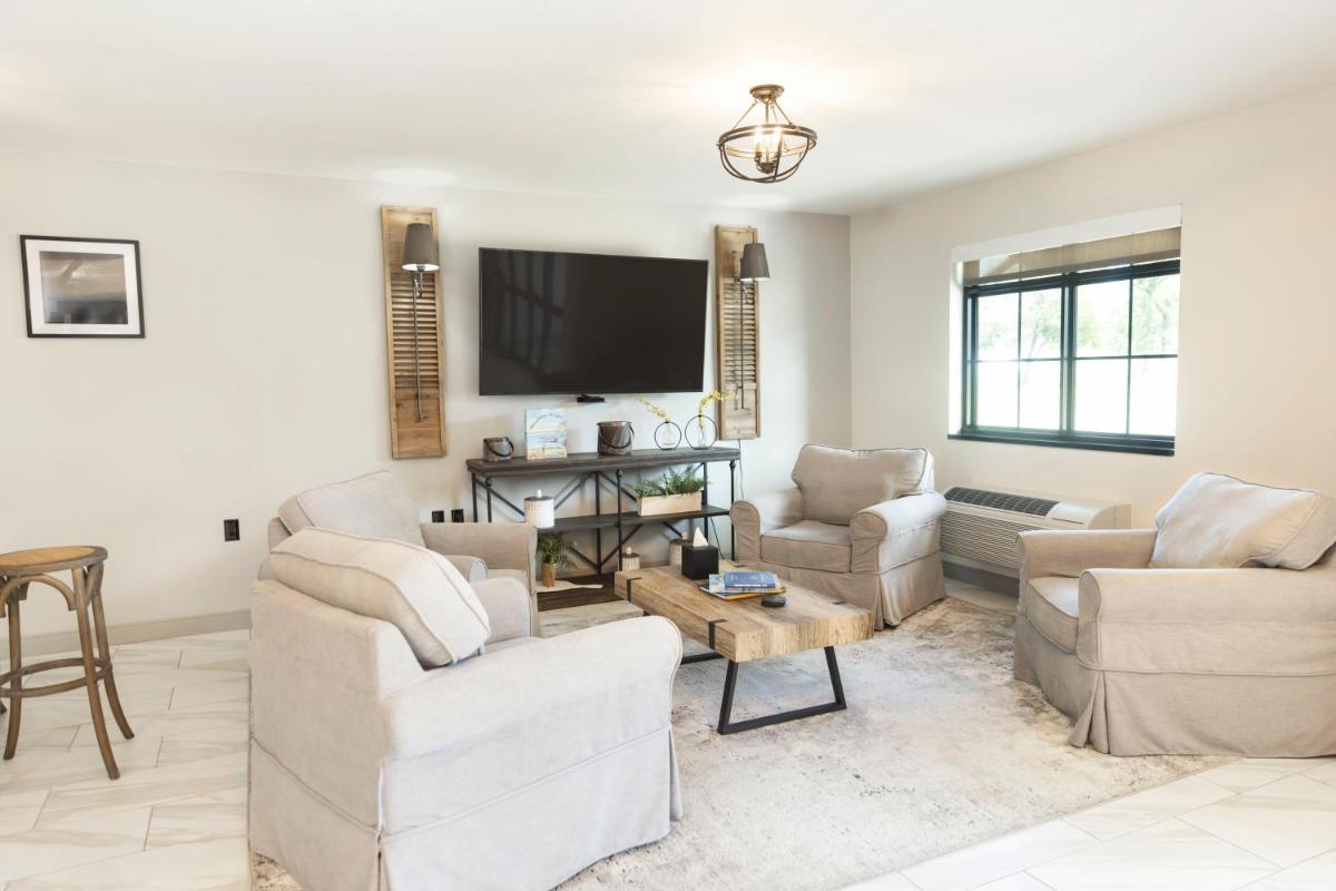 The Farmstead Hotel - Housity