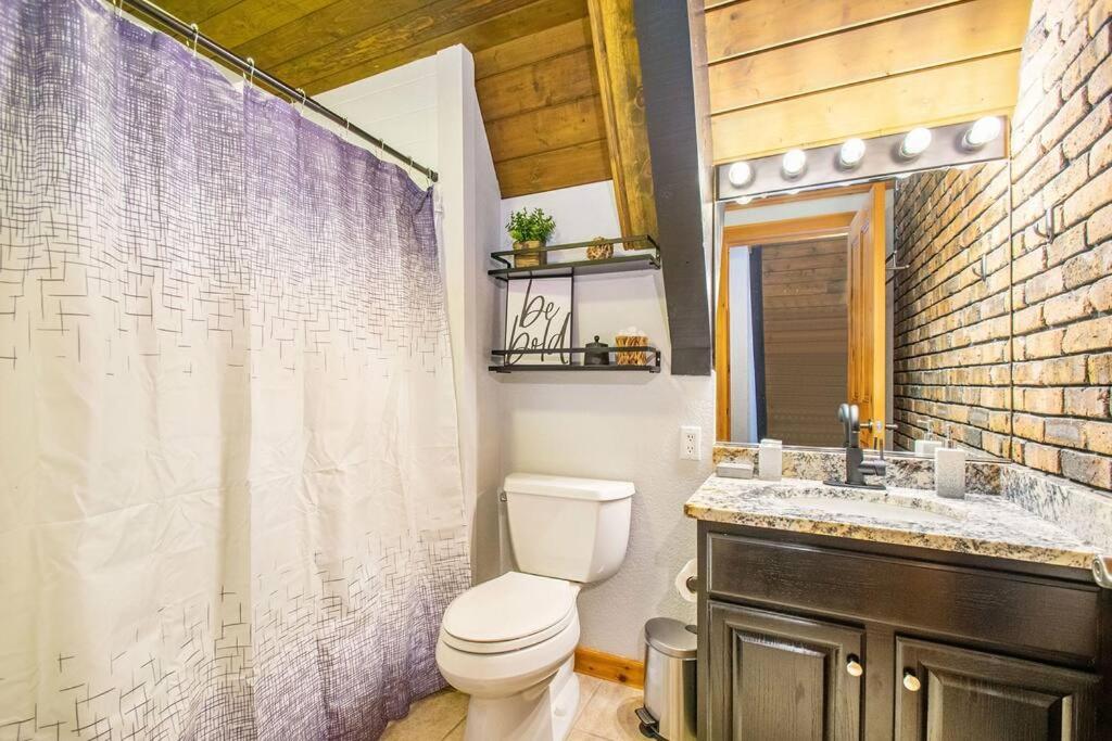 Riverhaven Glamorous A-Frame On St Joe River! - Housity