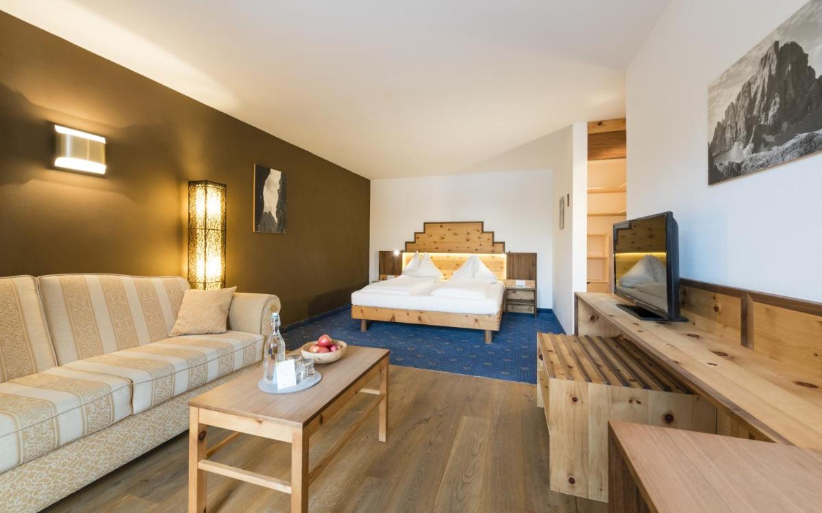 Hotel Kreuzberg Monte Croce - Housity