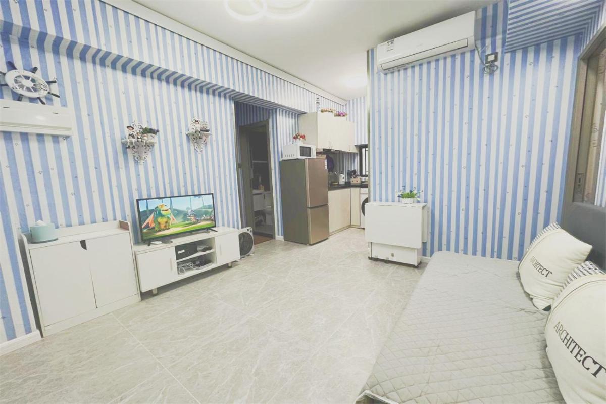 apt 4BR10pax, 2bar ,1mins mtr - Housity