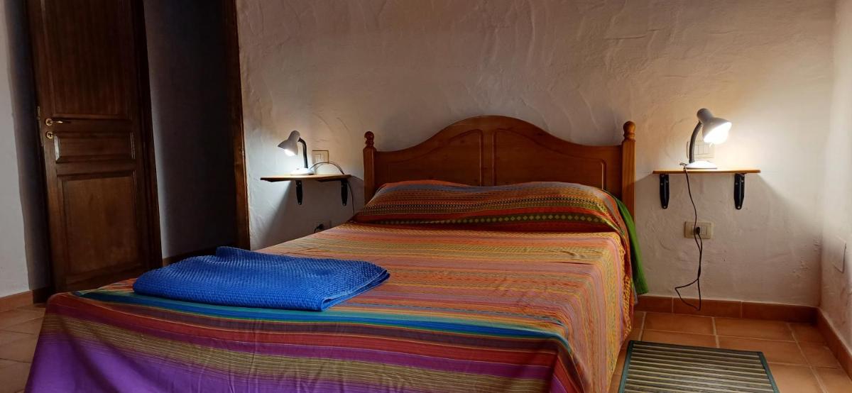 Charming 1-Bed Apartment in Iglesias Sardinia - Housity