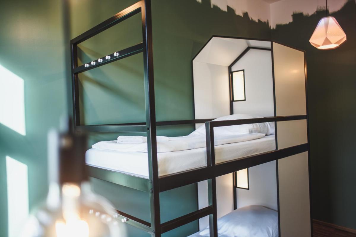 The Circus Hostel - Housity