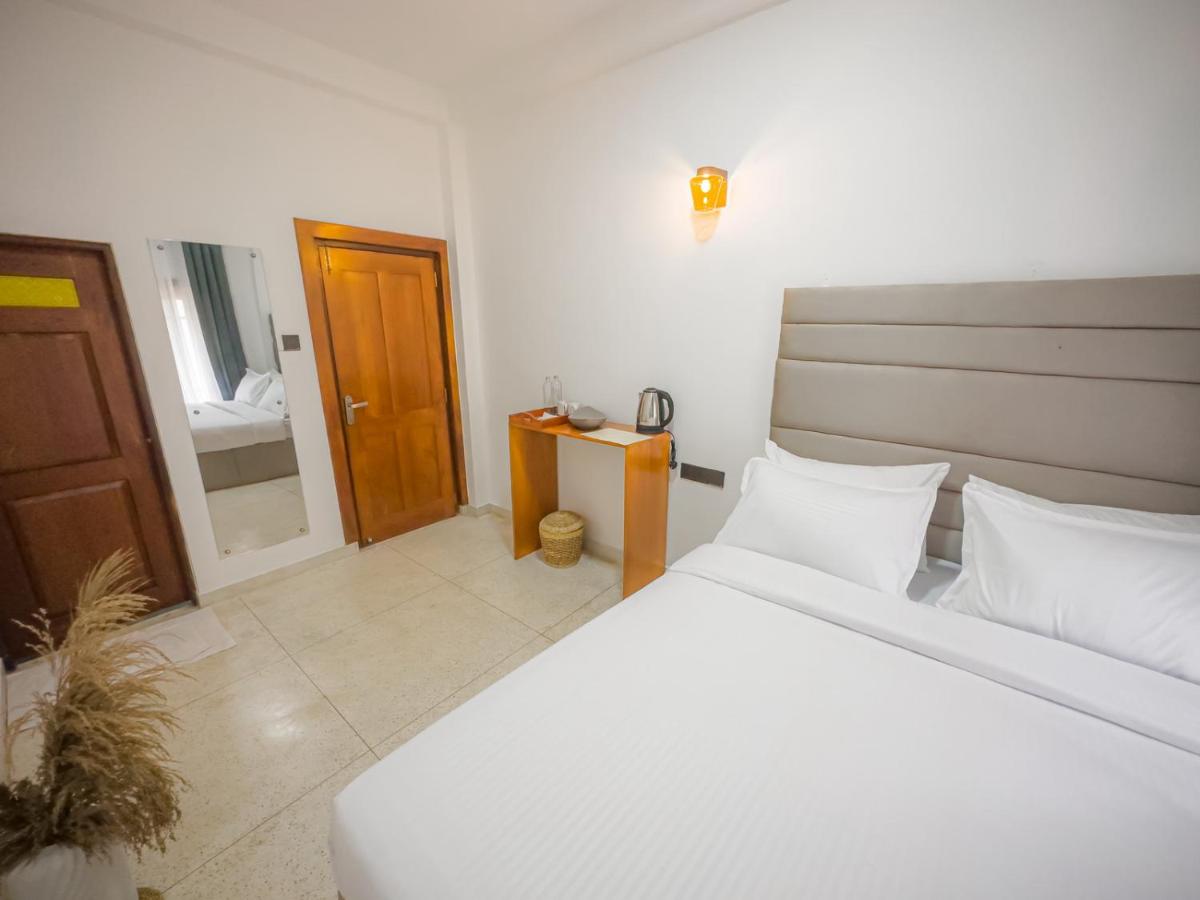 Omenco Hotel - Housity