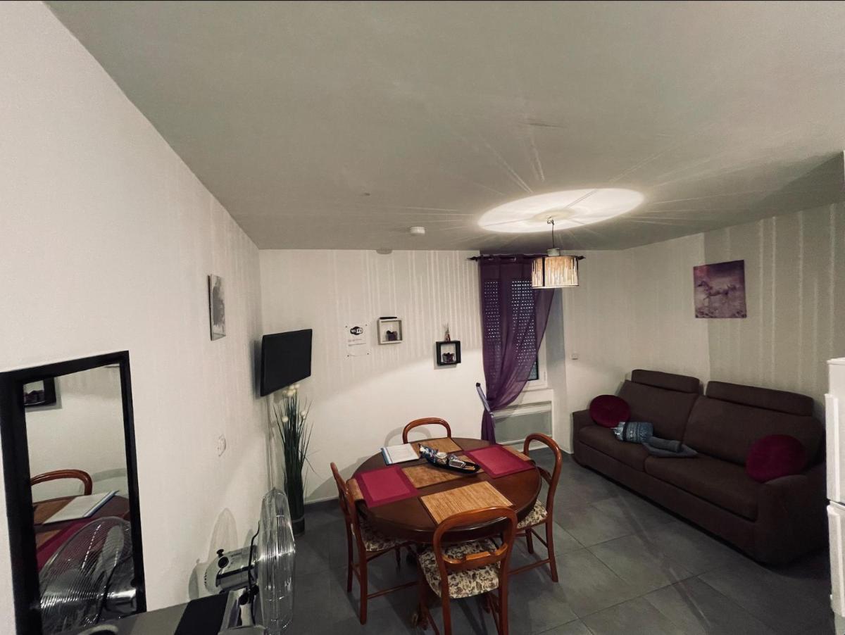 Appartement avec Parking Gratuit et Wifi - Hizvo