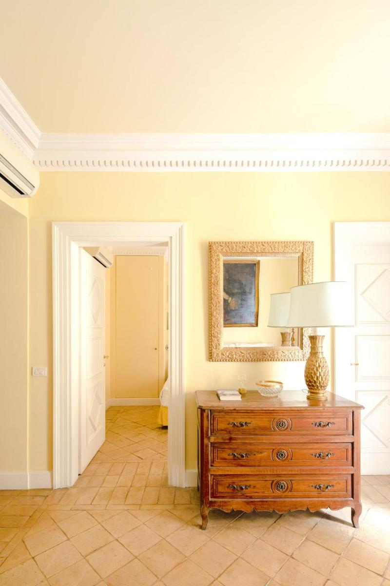 Spanish Steps Superior Apartment - Housity