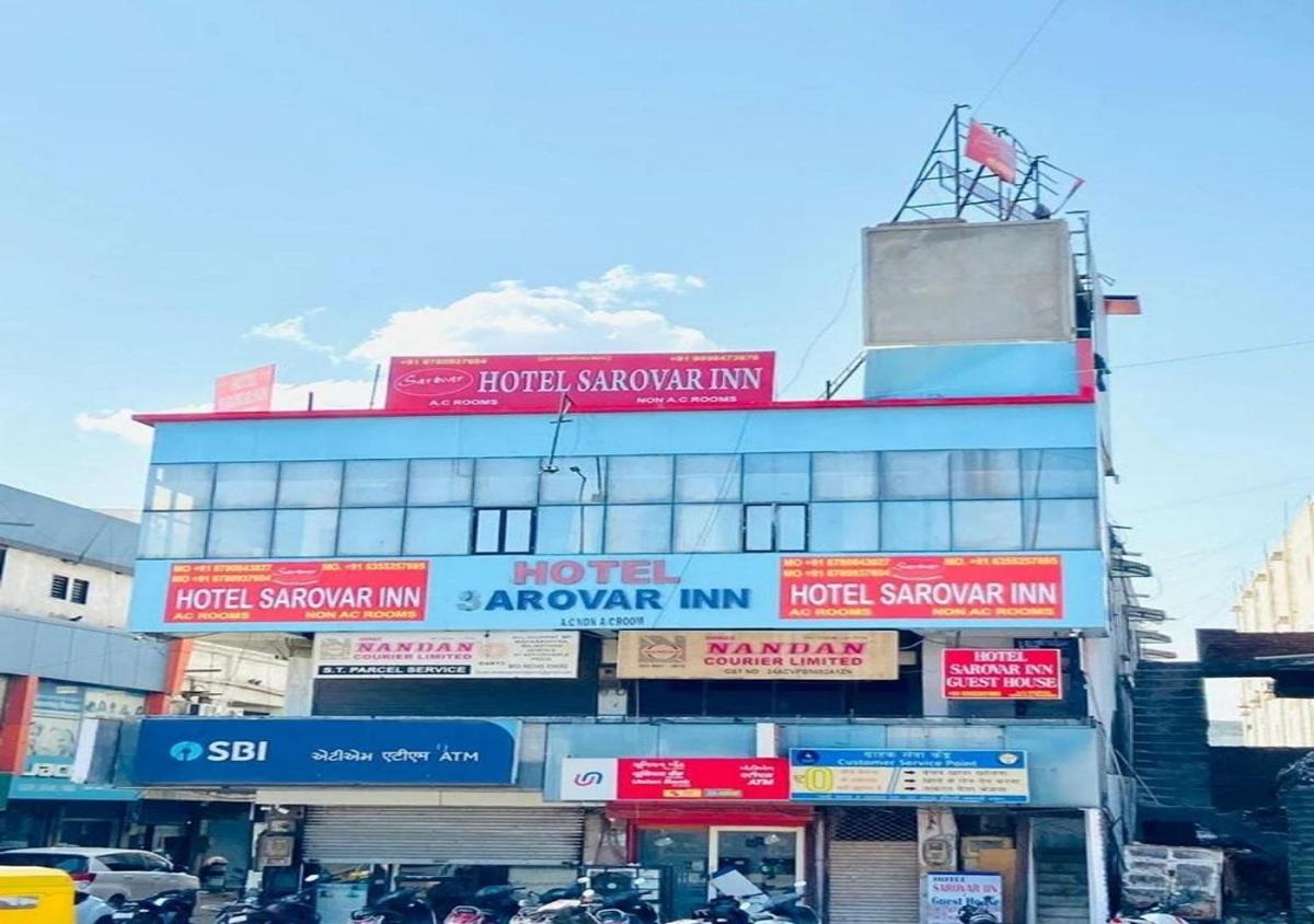 HOTEL SAROVAR INN - Ahmedabad - Housity