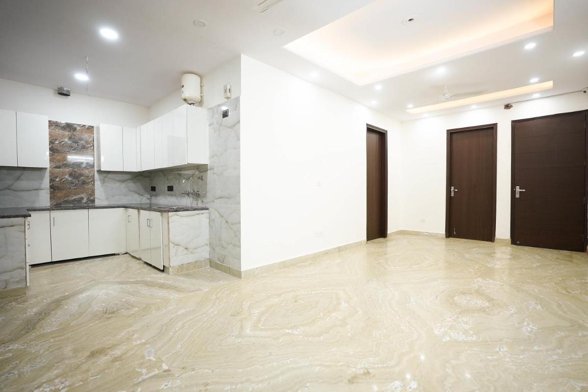 Suitetrails - SARTHI HOME STAY
