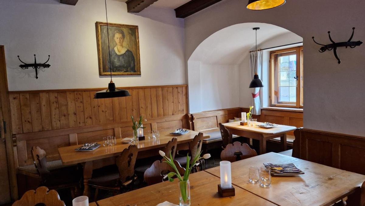 Hotel Landgasthof Alter Wirt - Housity