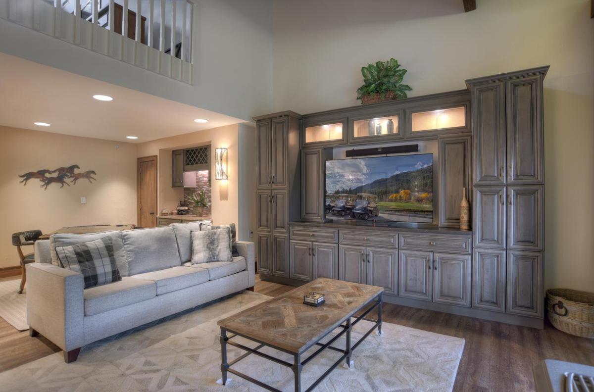 Tamarron PineCone 822 - Housity