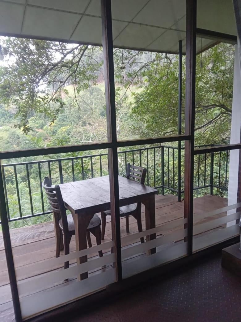 Green Lushy Home Stay - Housity