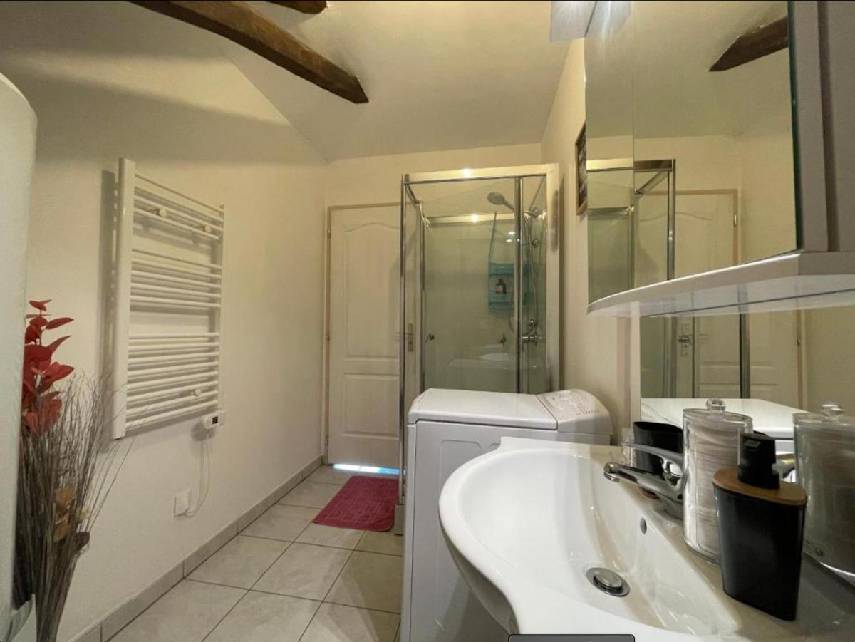 Appartement avec Parking Gratuit et Wifi - Hizvo