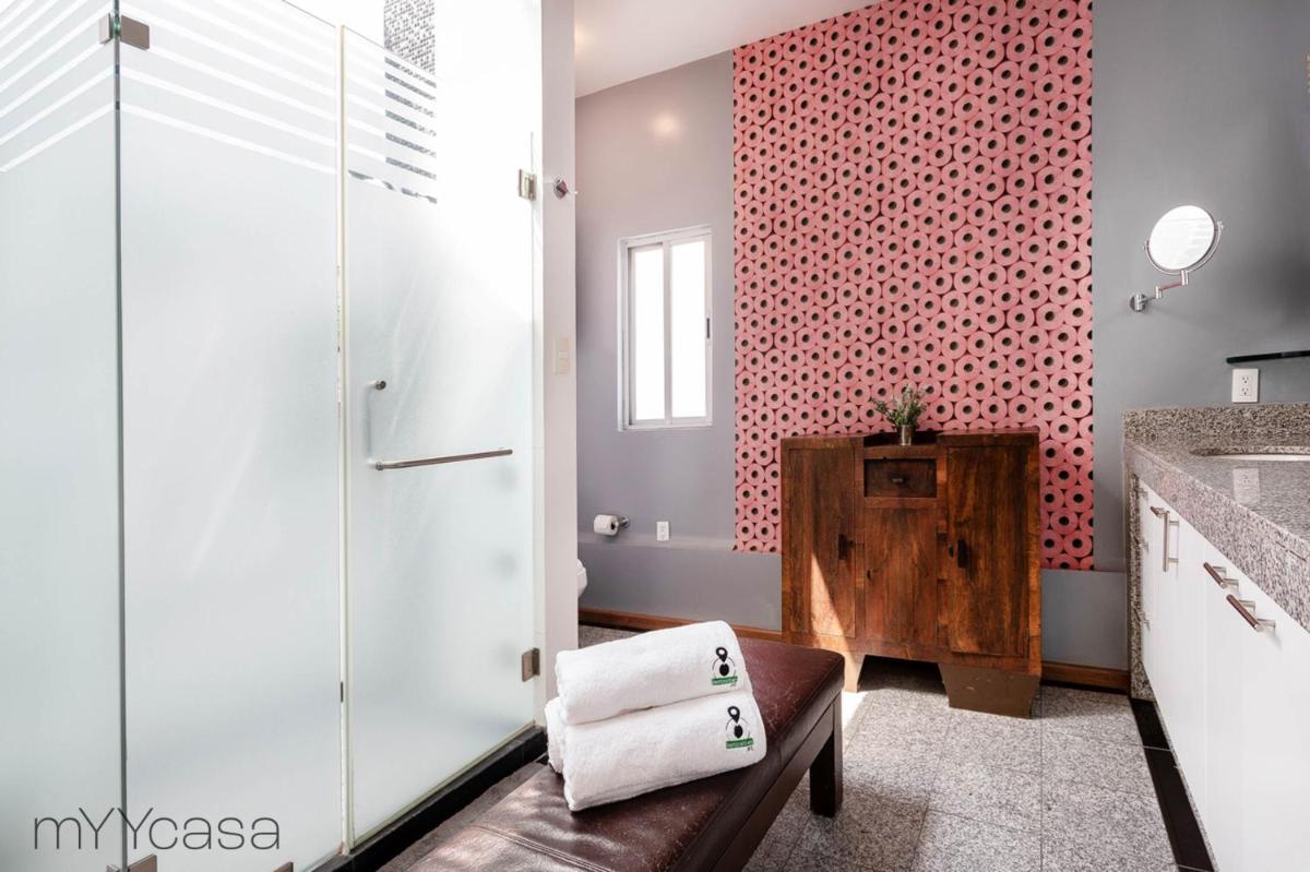 Destination Condesa @Roma Norte Penthouse Loft - Housity