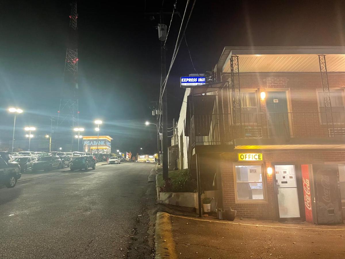 Express Inn - Housity