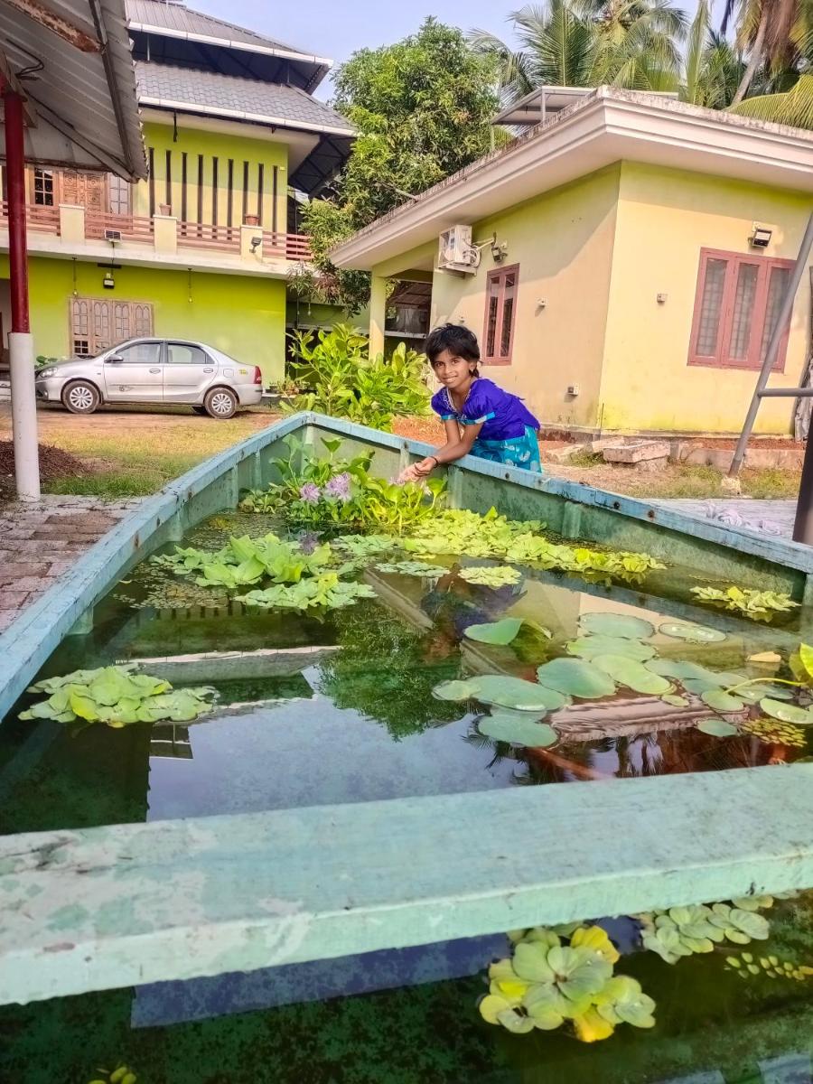 Kalamana Serene - Housity