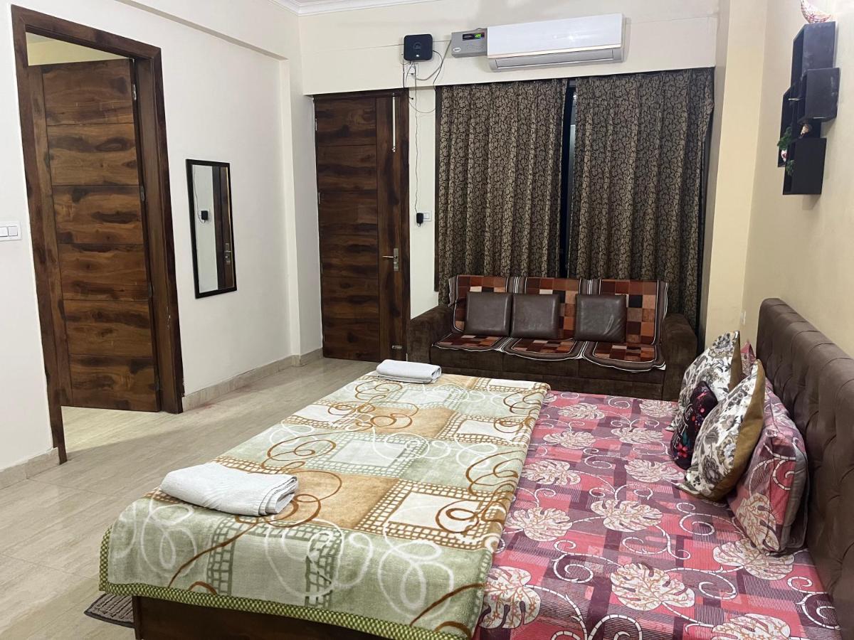 1BHK Budget Home Stay -Tapovan -Stay in Luxury - Housity