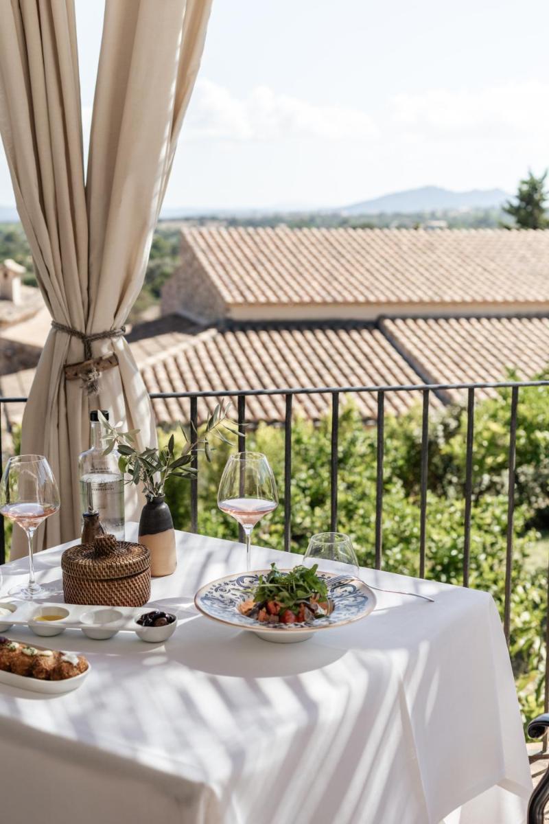Un balcón o terraza de Ca'n Beneït