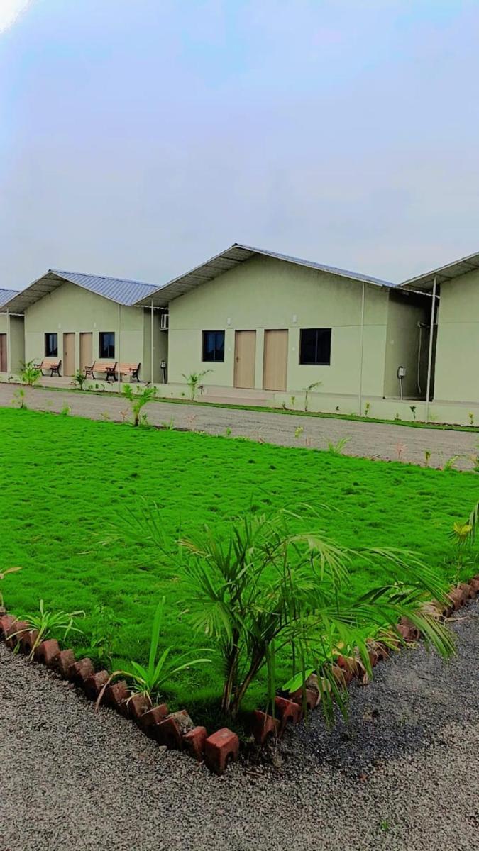 Somnath inn - Housity