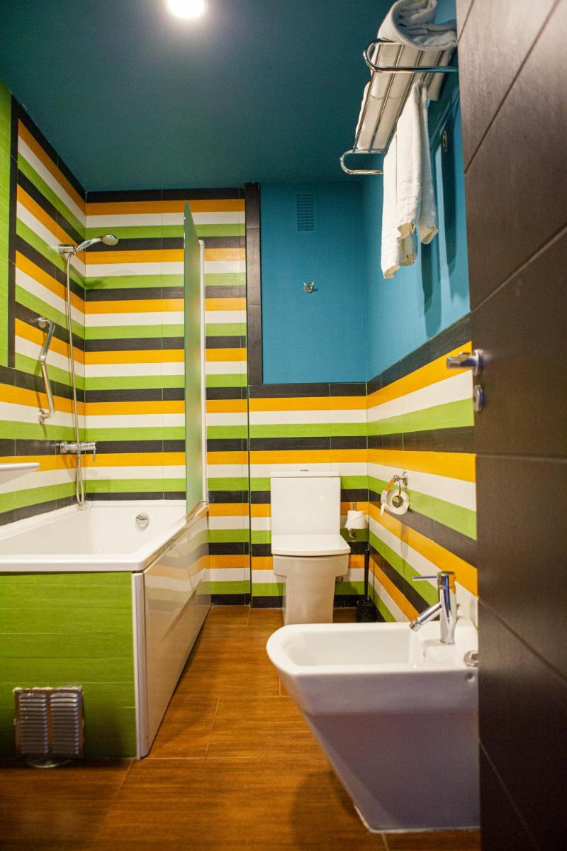 Un baño de Hotel Ritual Torremolinos- Adults Only