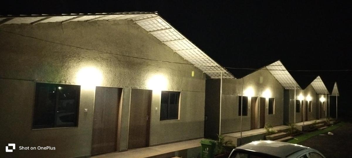 Somnath inn - Housity