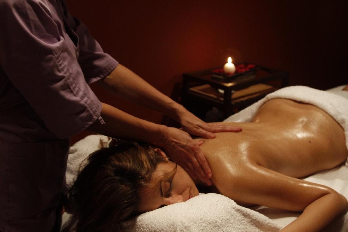 Spa o instalaciones de bienestar en Hotel Spa Aguas de los Mallos