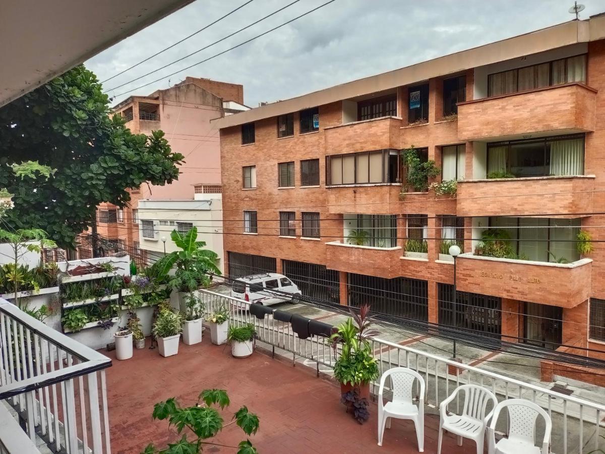 Confortables habitaciónes Santa Mónica Residencial - Housity