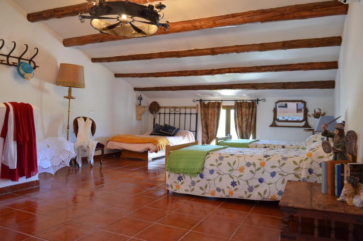Casa Blanca - Housity