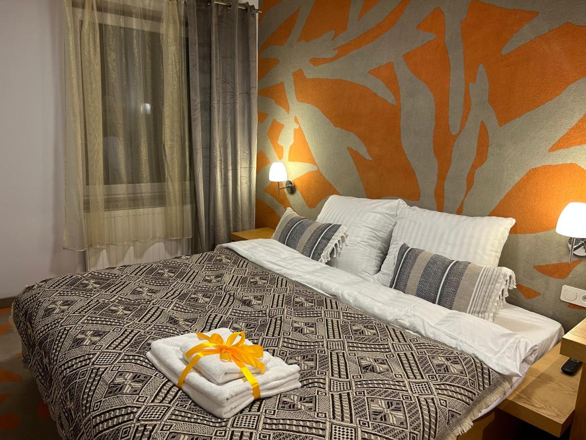 Hotel Eldorado - Housity