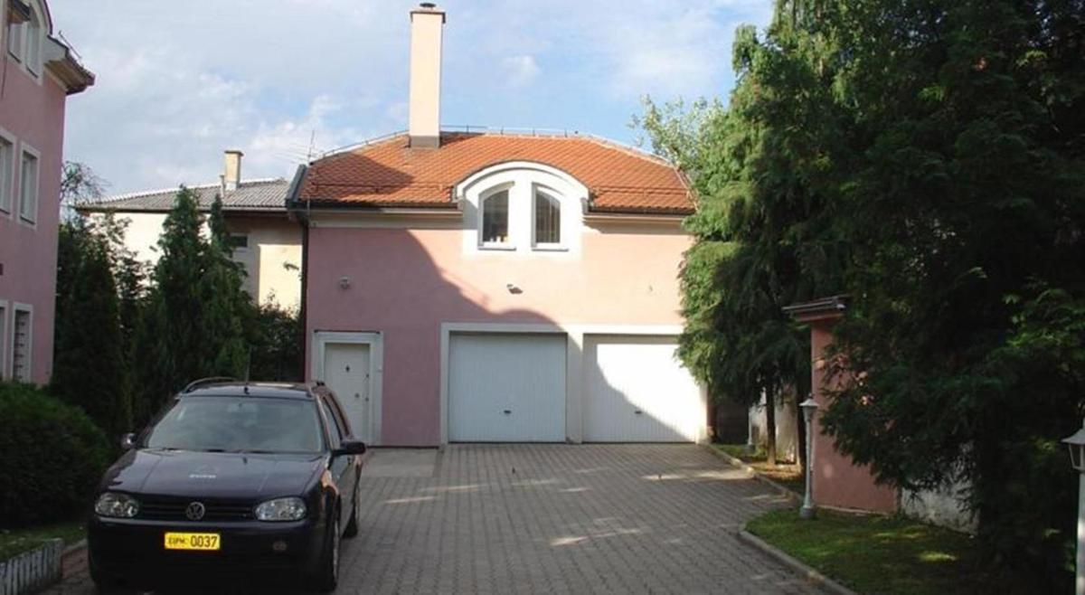 Guest House Zamak - Housity