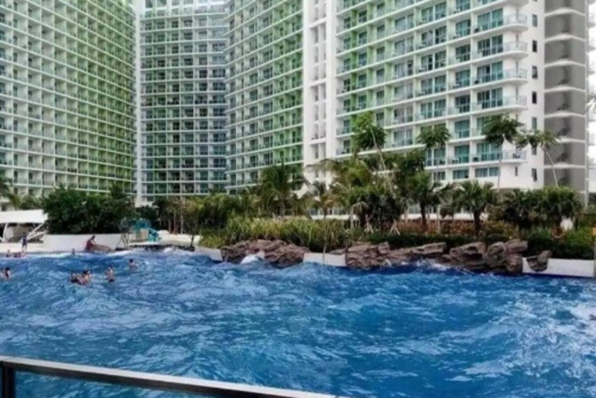 S&J Staycation Manila - Housity