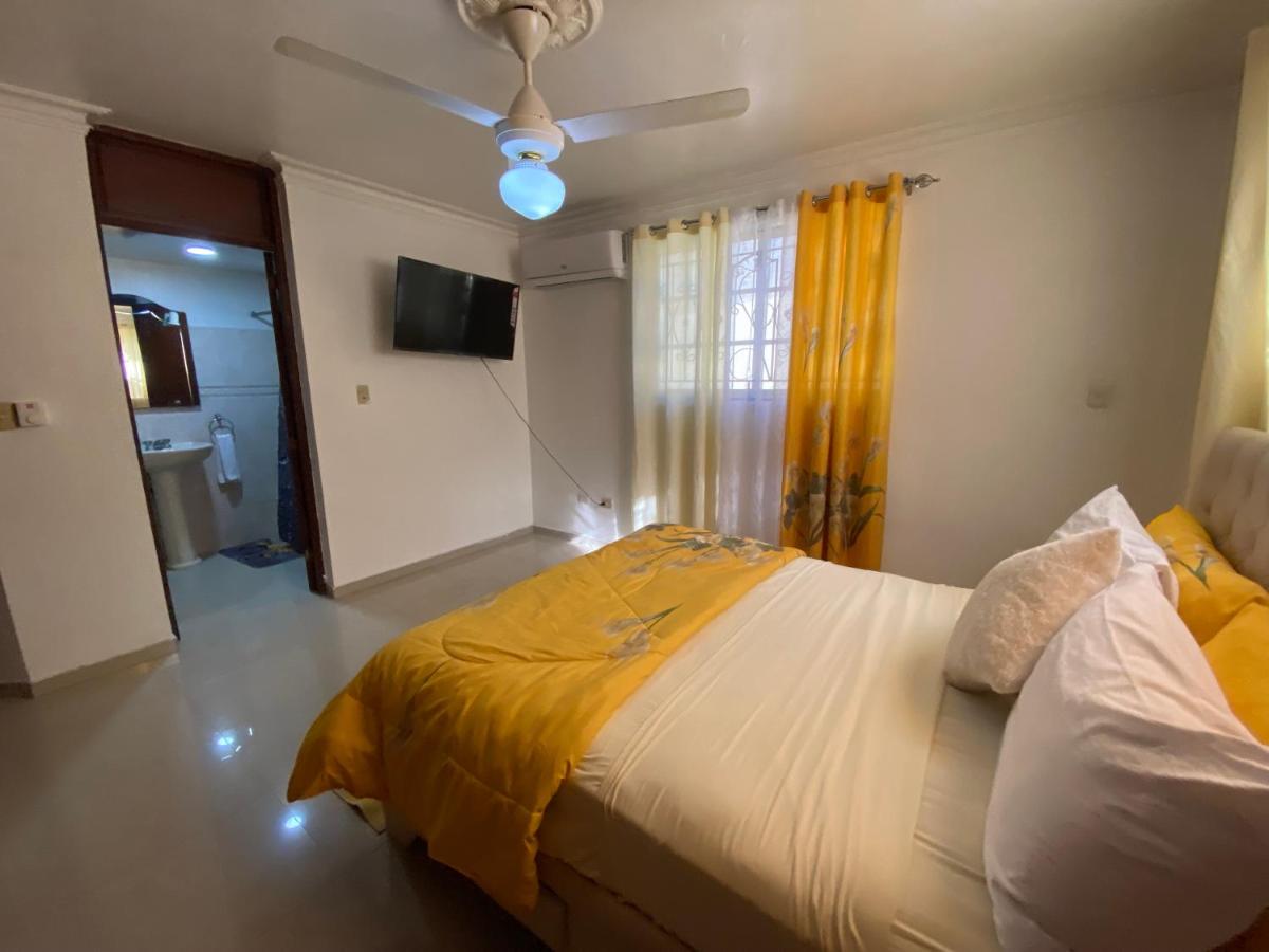 4DR Inviting 3-Bedroom Stay Santo Domingo - Hizvo
