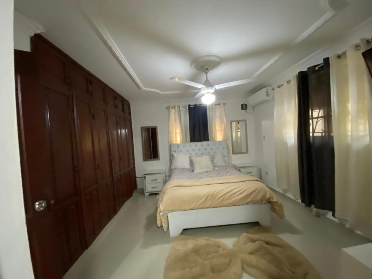 5DR Cozy 3-Bedroom Apartment in Santo Domingo Norte - Housity