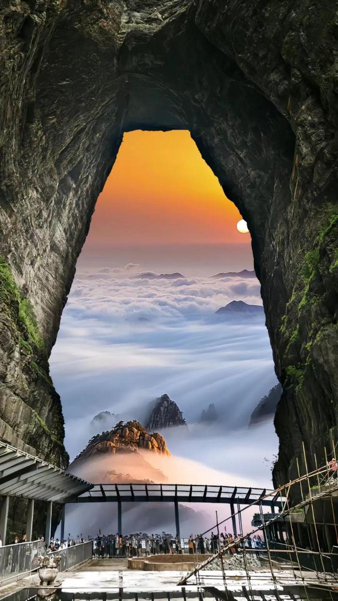 Zhangjiajie Hero Boutique Hotel - Housity