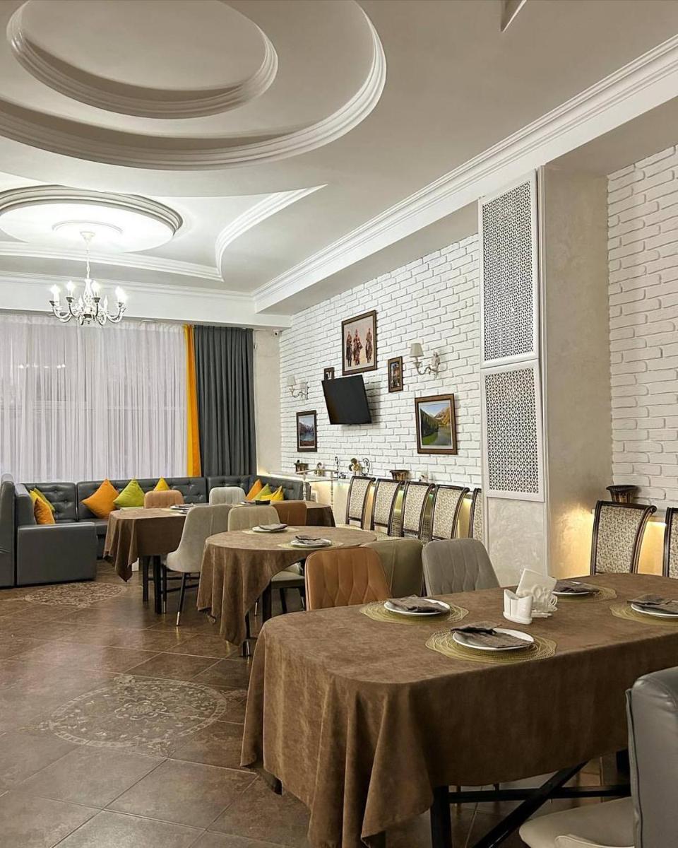 Tanzharyk Hotel - Housity