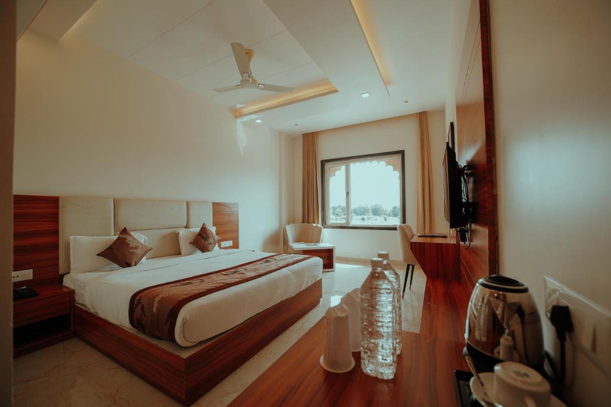 IMAGICA RESORTS - Housity
