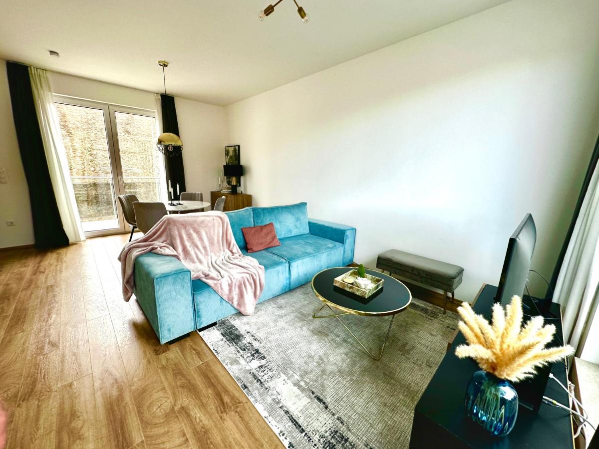 Central Apartment Budapest ~ Roof Terrace/AC/Indoor parking - Housity