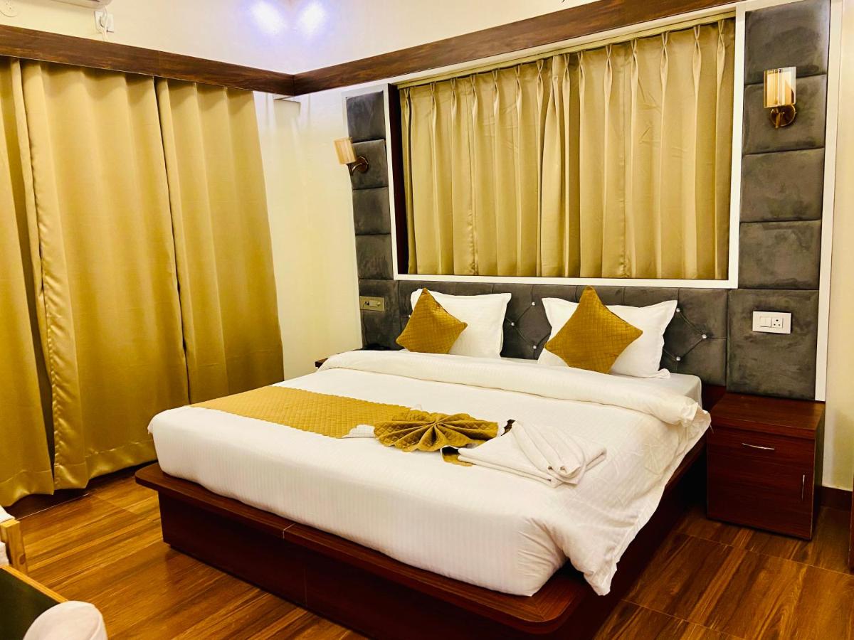 Hotel Sun Shine - Housity