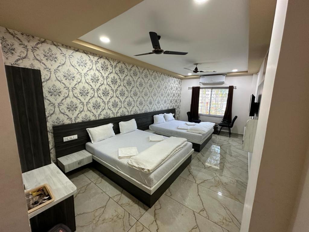 The royals room - Housity